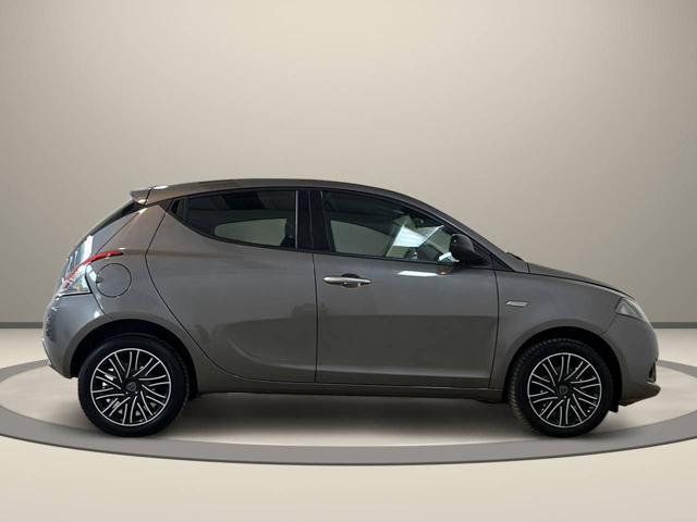 LANCIA Ypsilon 1.0 FireFly 5 porte S&S Hybrid Ecochic Gold