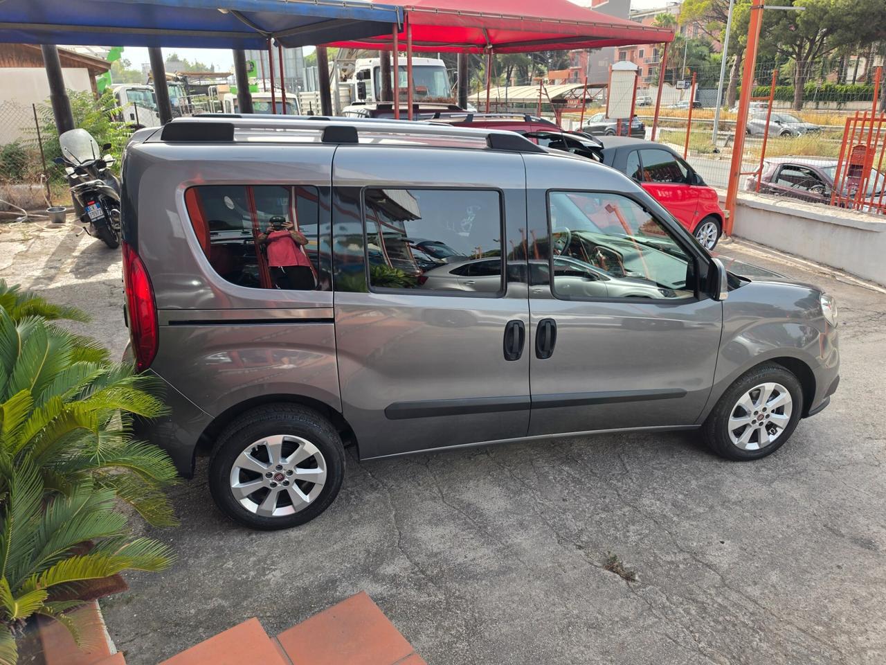 Fiat Dobló 1,6 diesel 05/2015 Cv105