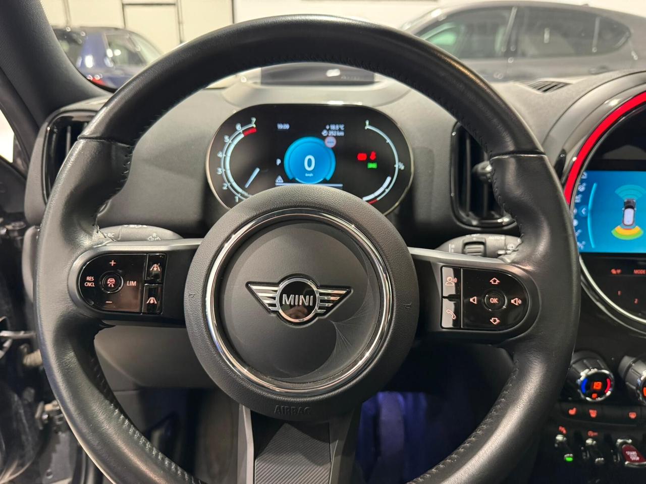 Mini Cooper Countryman 1.5 Essential