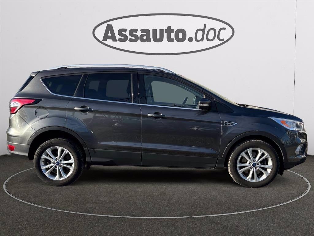 FORD Kuga 1.5 tdci Titanium s&s 2wd 120cv powershift del 2017