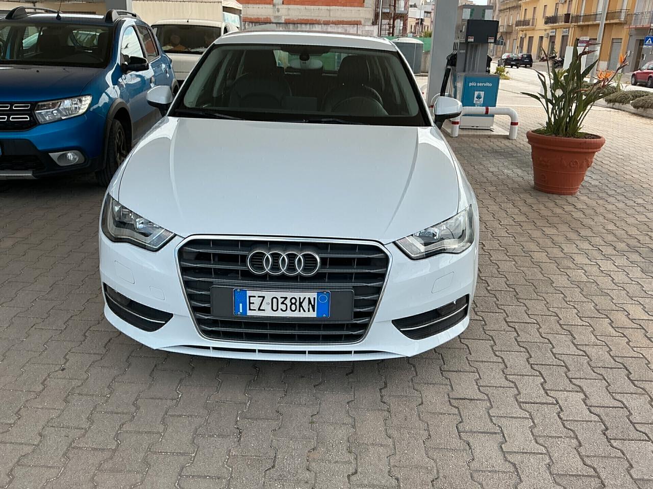 Audi A3 1.6 TDI clean diesel Ambiente