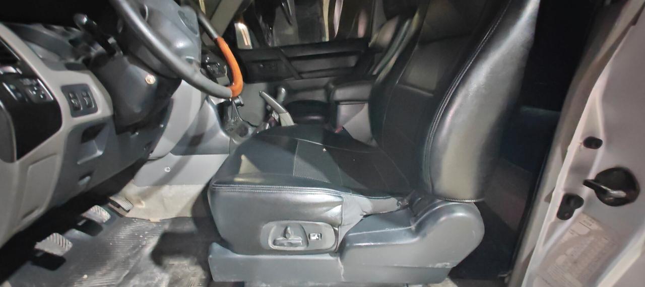 Mitsubishi Pajero 3.2 16V DI-D 3p. GLS2