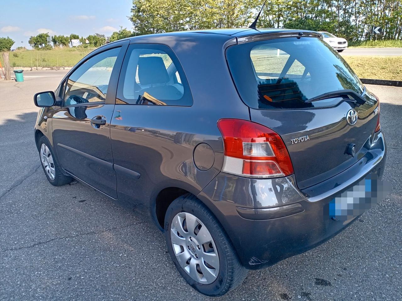 Toyota Yaris 1.0 3 porte