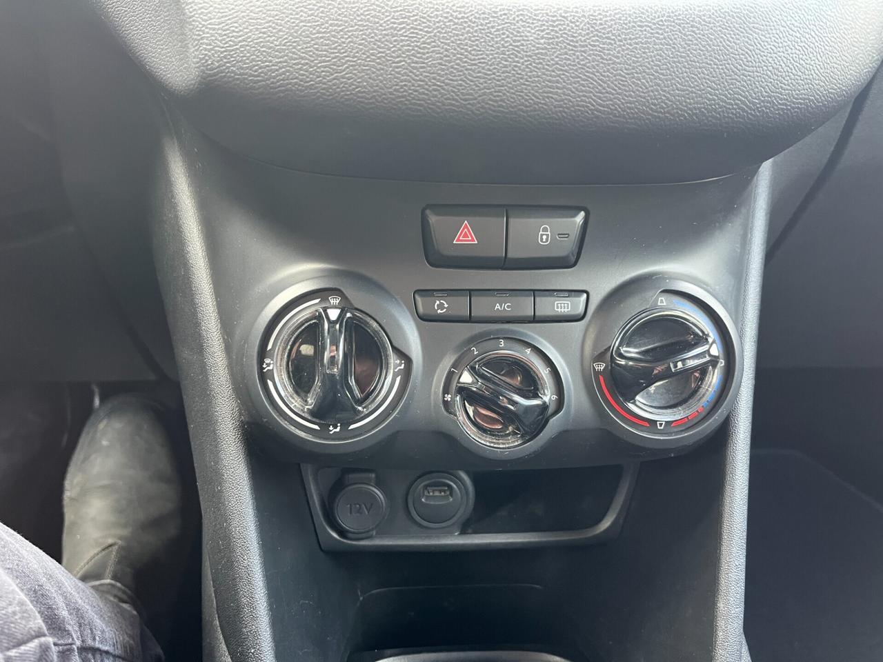 Peugeot 208 PureTech 82 5 porte Allure