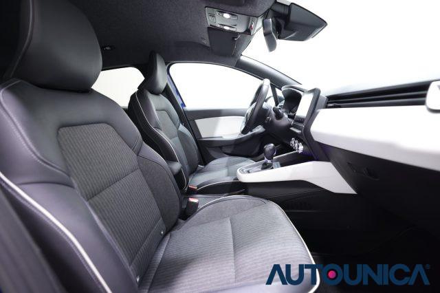 RENAULT Clio FULL HYBRID E-TECH 145 CV 5 PORTE TECHNO FULL LED