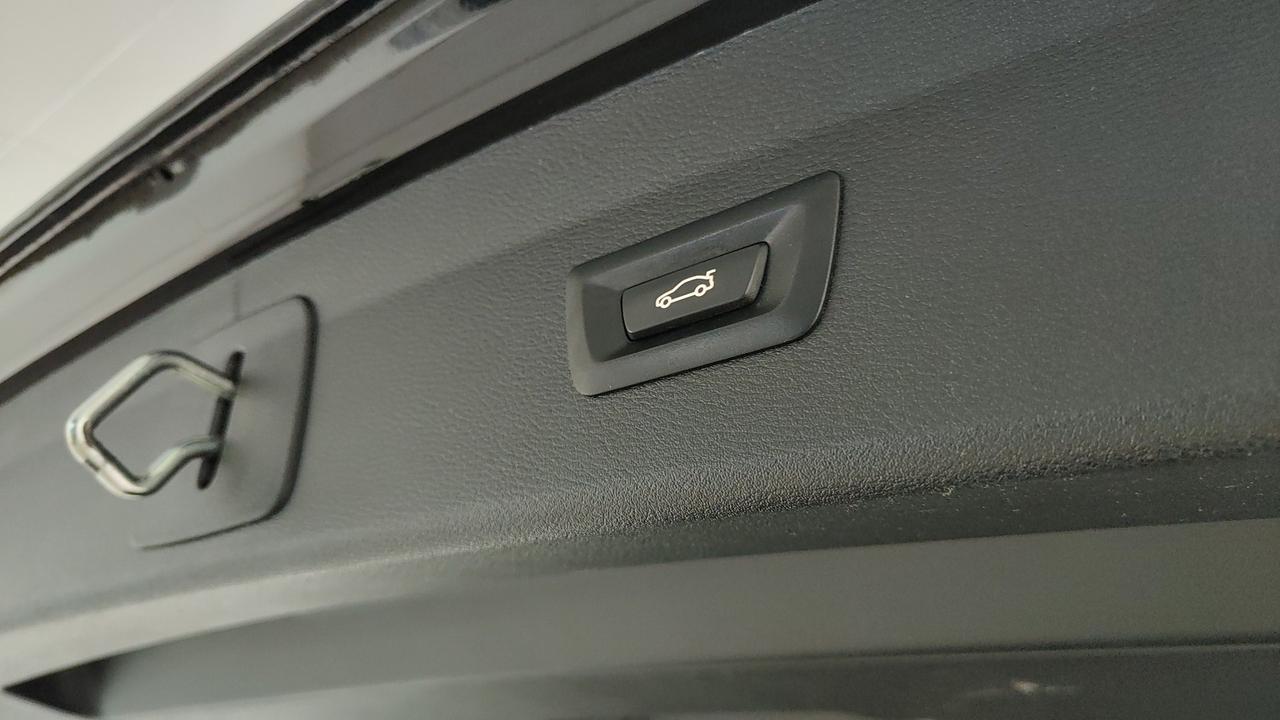 BMW X1 F48 2019 - X1 xdrive18d xLine auto