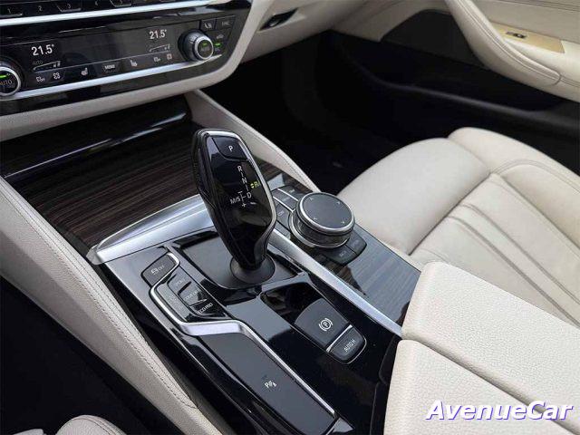 BMW 540 MW 540 d TOURING MSPORT M SPORT TETTO PREZZO REALE
