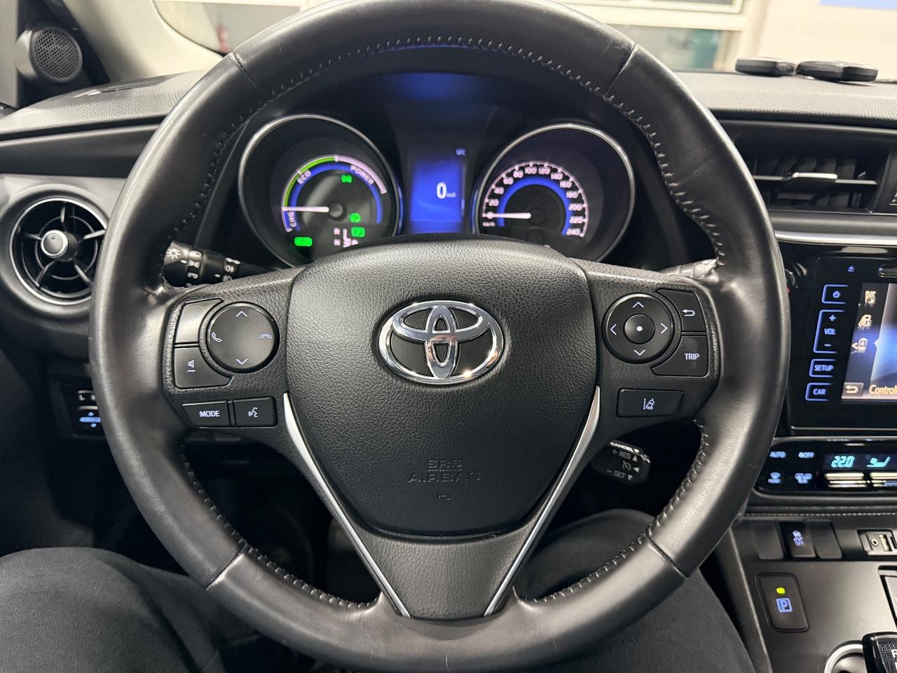 Toyota Auris 1.8 Hybrid Lounge