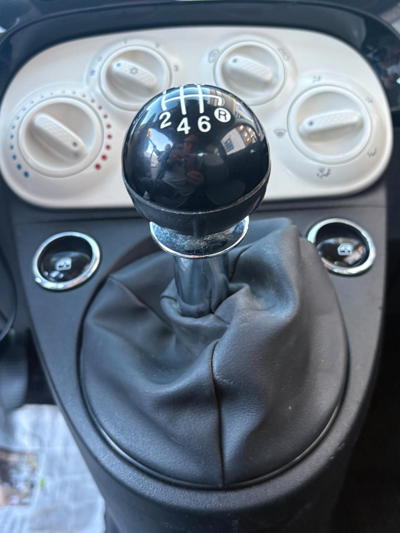 Fiat 500 1.0 hybrid Dolcevita 70cv adatta per NEO PATENTATI,CON BLOCK SHAFT,U-CONNECT,ANDROID AUTO,SCHERMO TO