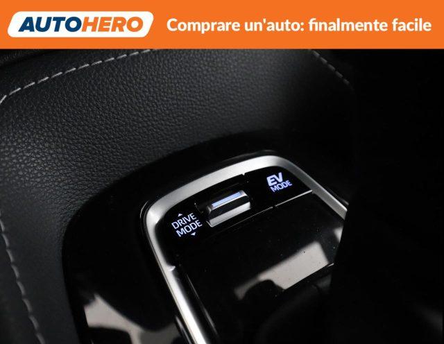 TOYOTA Corolla 2.0 Hybrid MoreBusiness