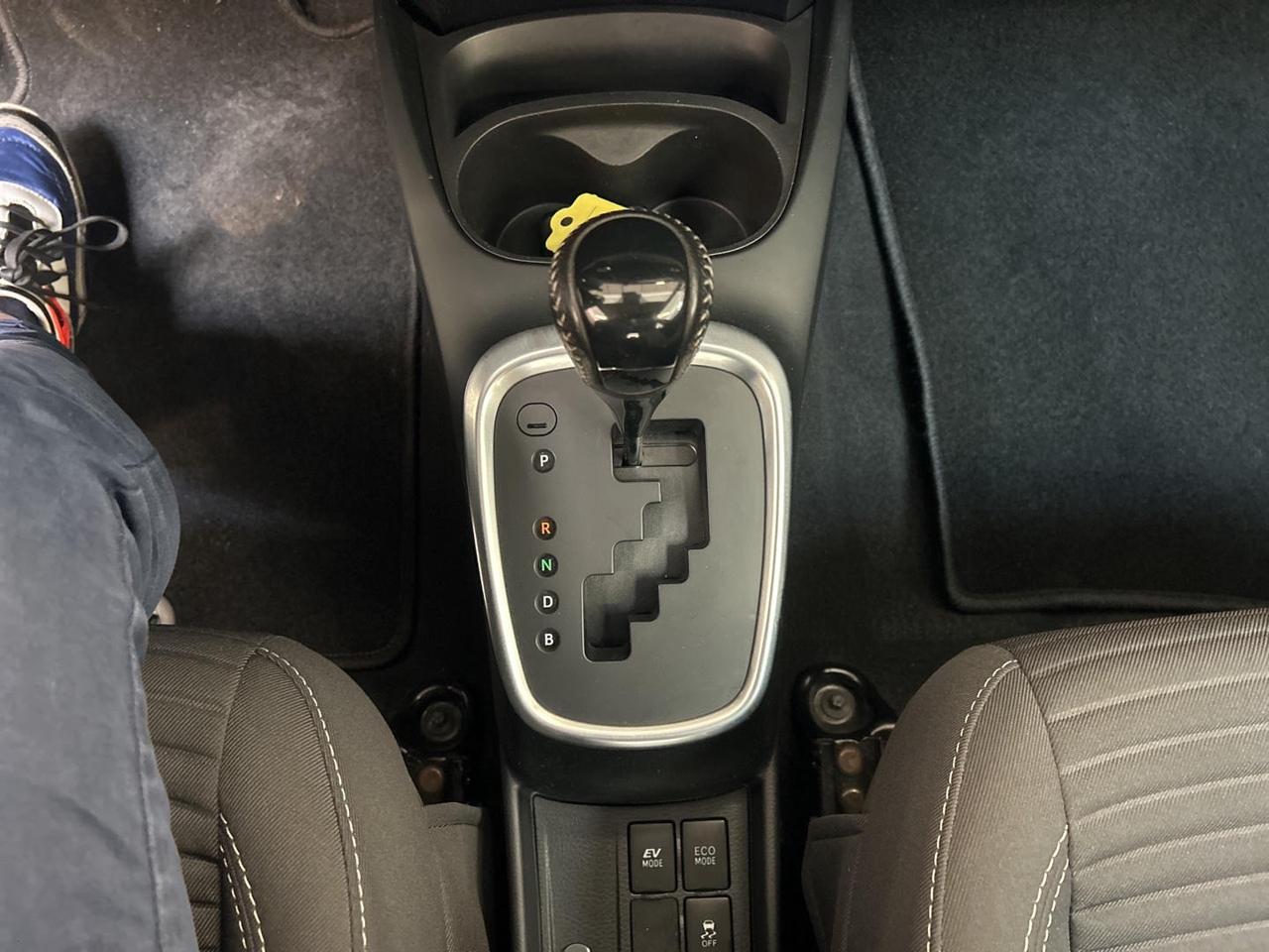 Toyota YARIS 5P 1.5 ACTIVE MY 18