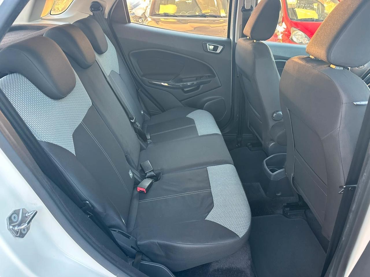 Ford EcoSport 1.5 TDCi 95 CV Titanium
