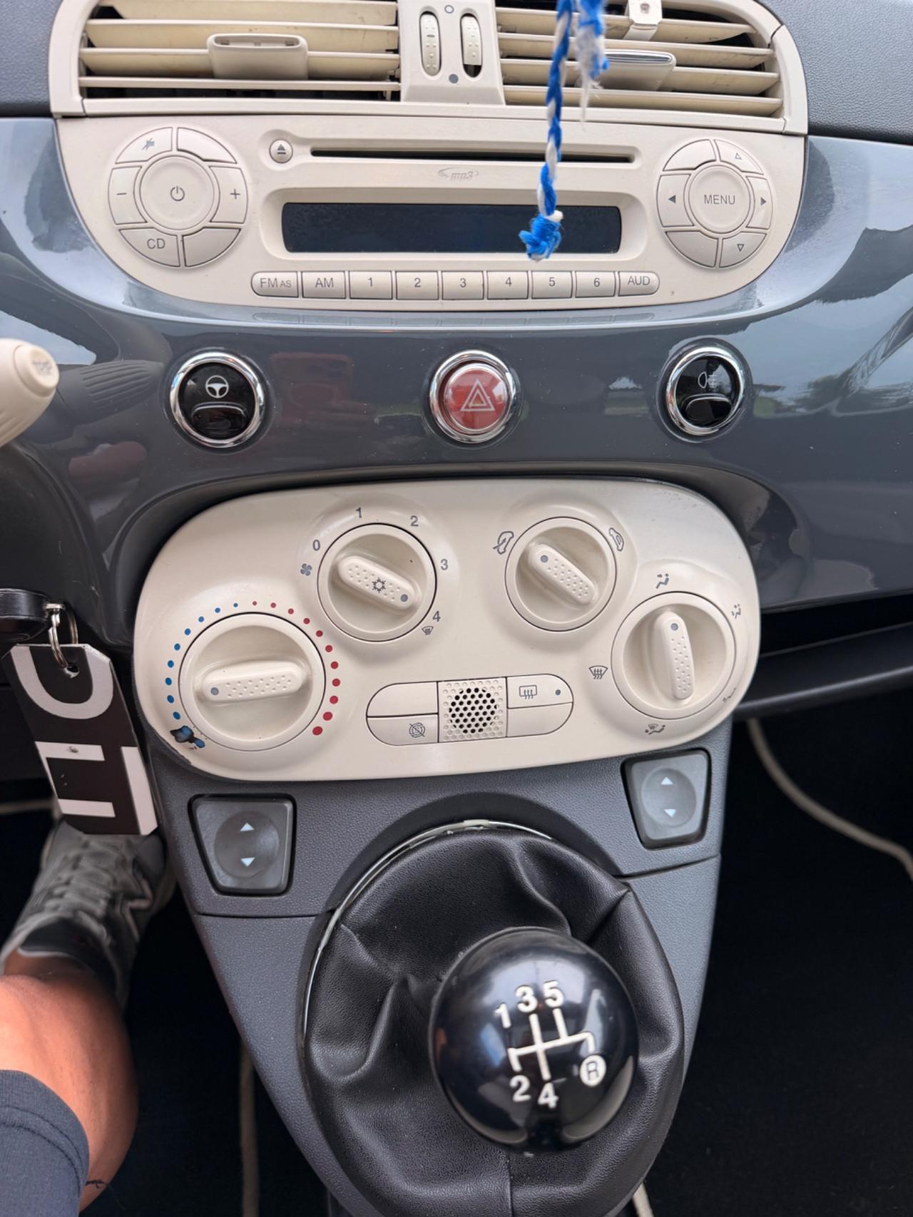 Fiat 500 1.2 Lounge 05/2011 145.000 KM