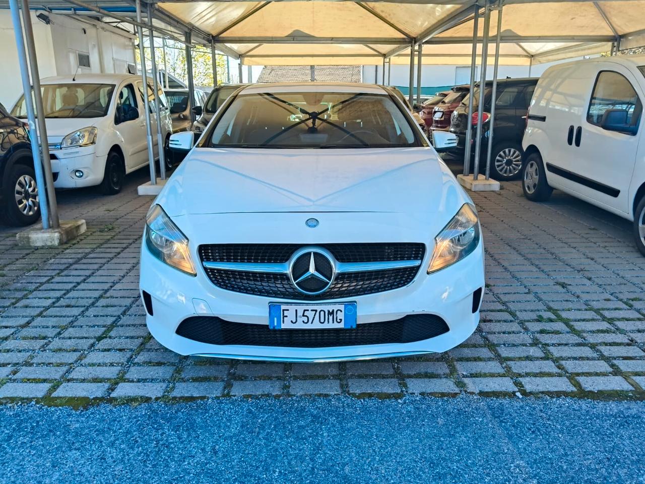 Mercedes-benz A 250 4Matic Automatic Premium