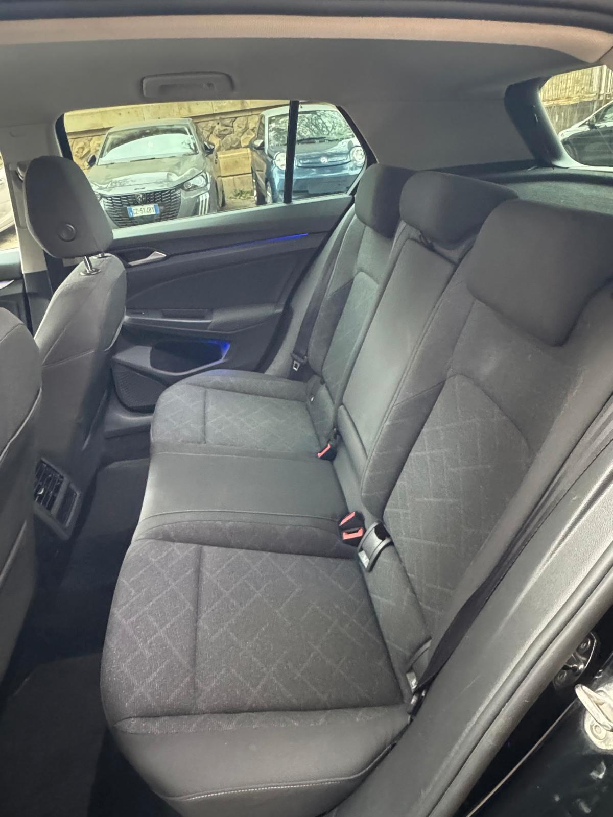 Golf 2.0 TDI 115 CV SCR Life