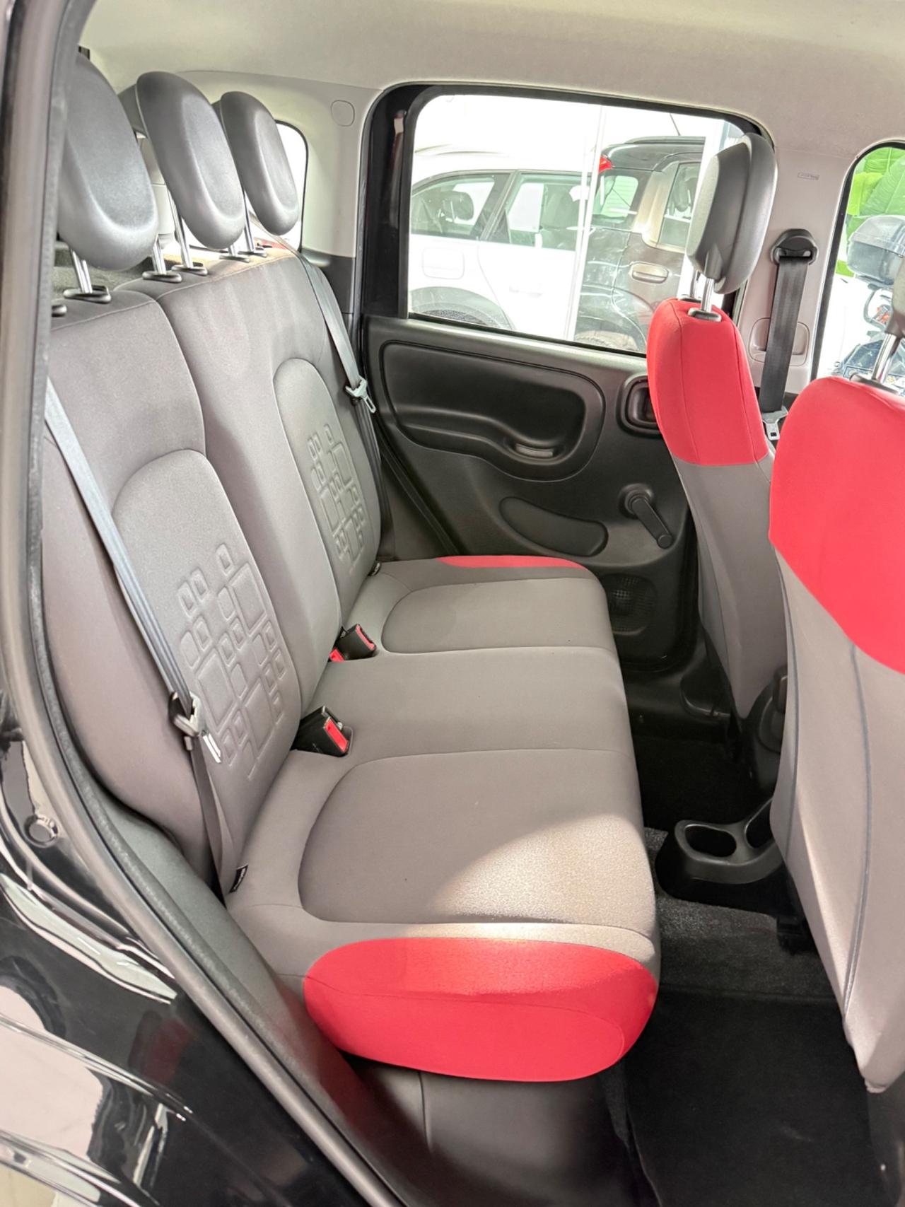 Fiat Panda 0.9 TwinAir Turbo Natural Power Lounge