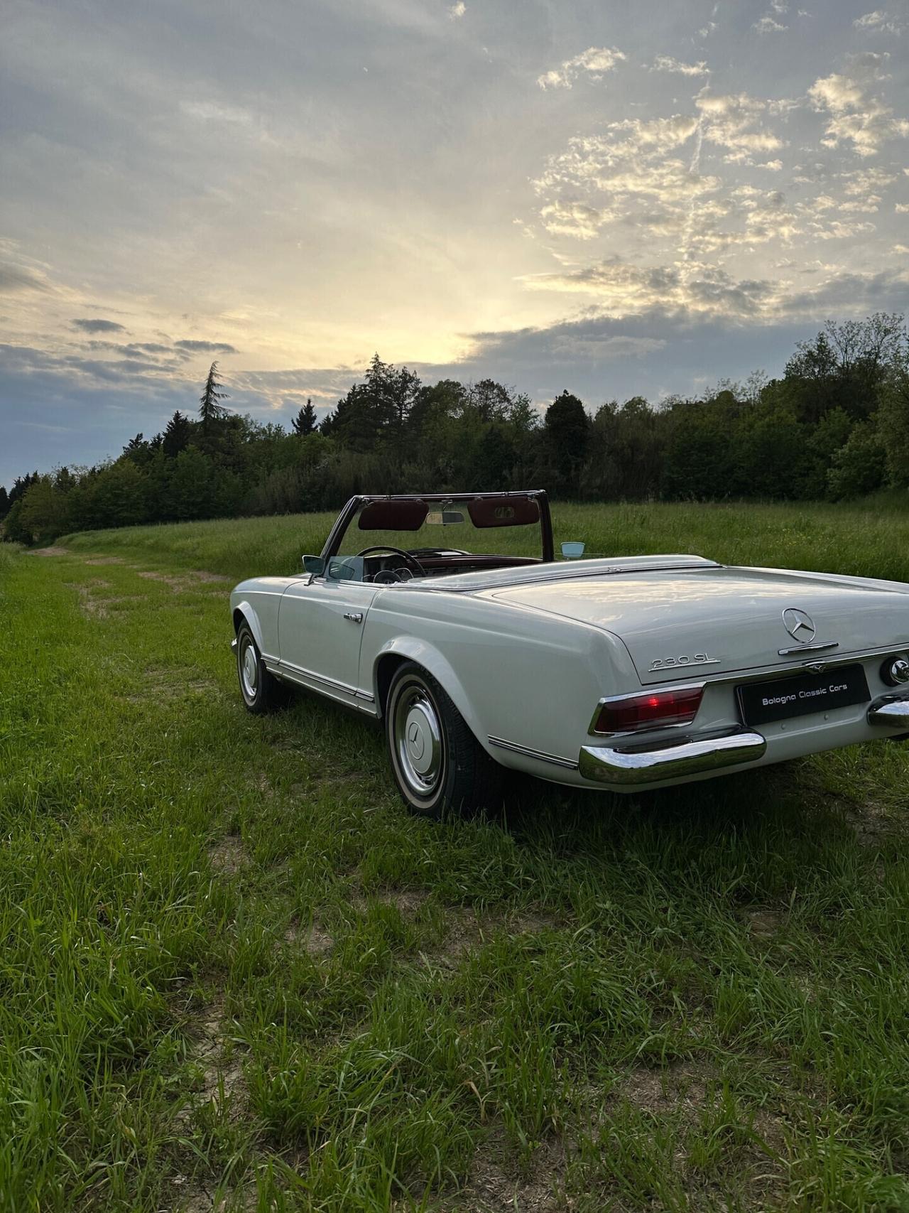 Mercedes-benz SL 230 “Pagoda”