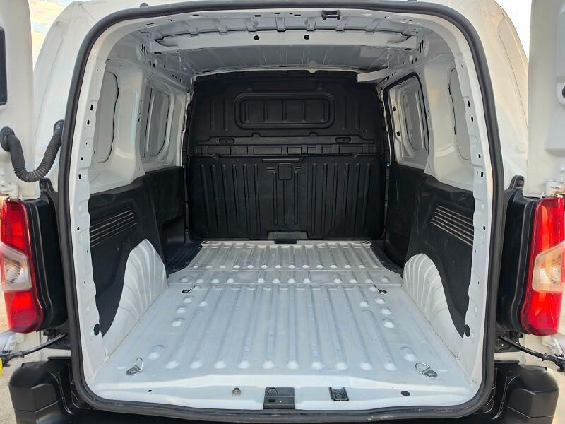 OPEL Combo 1.5 D 100 S&S L1 Cargo EDT PARK 11.2023