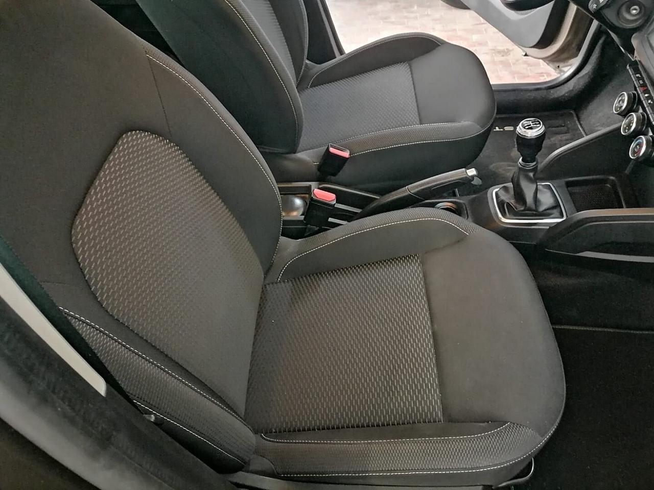 Dacia Duster 1.0 tce 100cv ecoG GPL