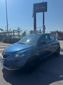 Lancia Ypsilon 1.0 FireFly 5 porte S&S Hybrid Alberta Ferretti