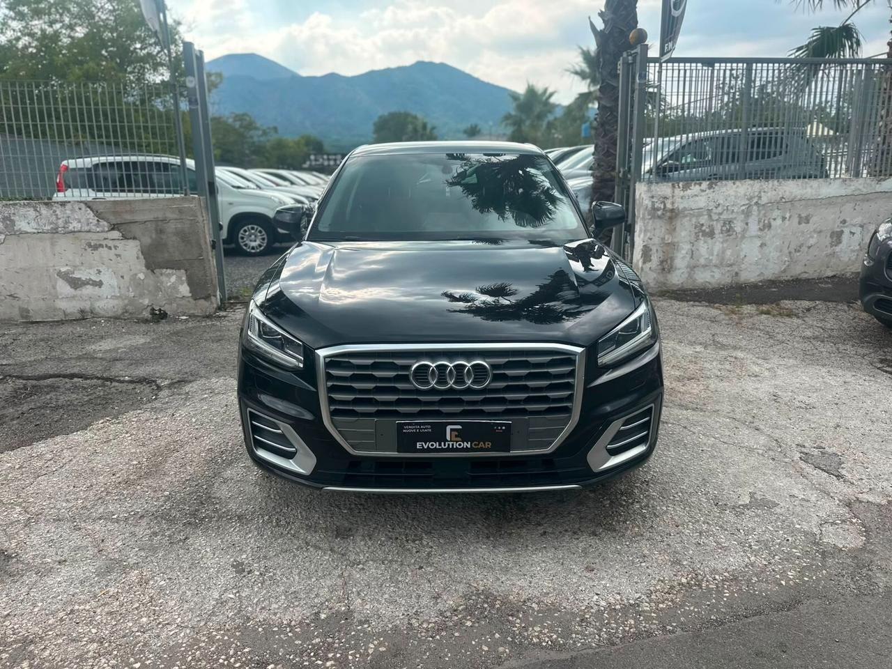 Audi Q2 1.6 TDI S tronic Business