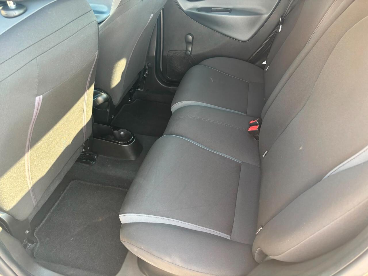 Lancia Ypsilon 1.2 69 CV 5 porte Silver