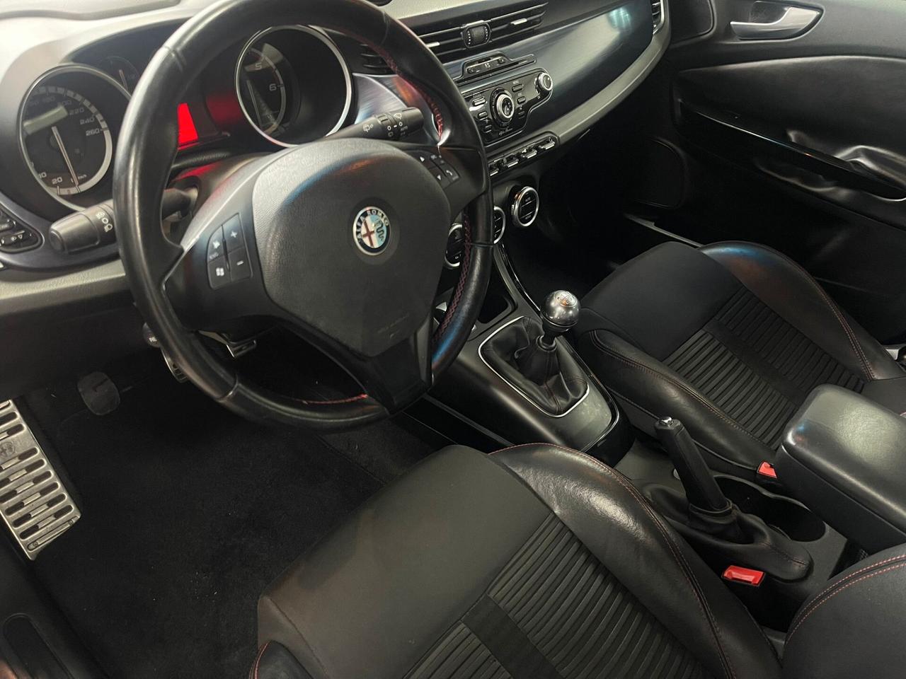Alfa Romeo Giulietta 2.0 JTDm-2 170 CV Exclusive