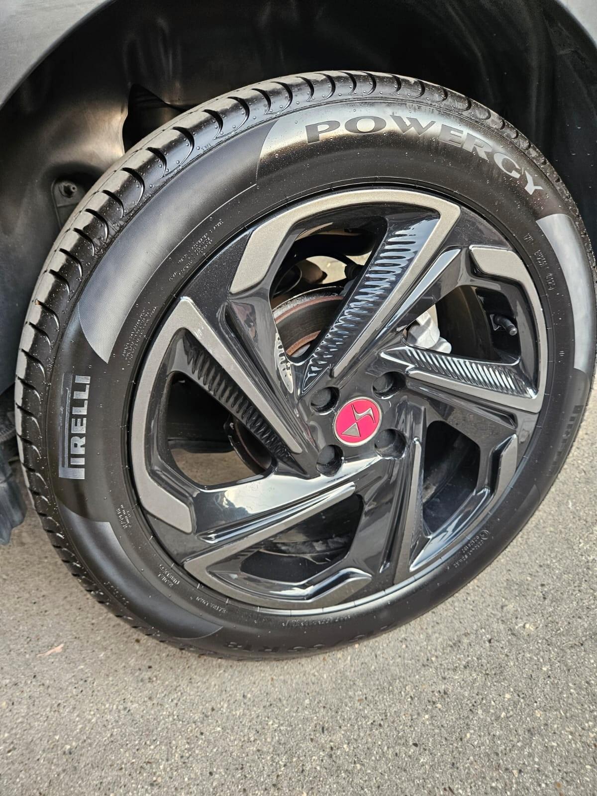 DS3 CROSSBACK PREFORMANCE Line 1.2 BENZ 155cv 114KW