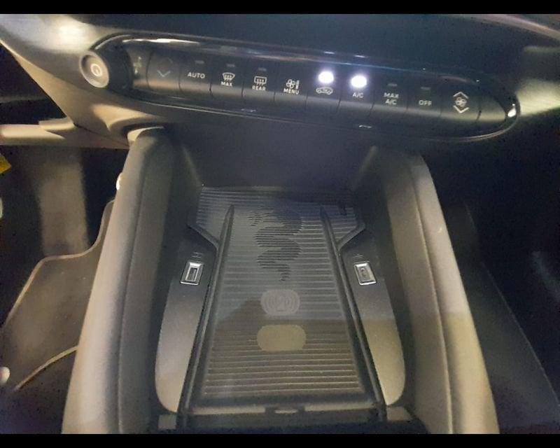 Alfa Romeo Junior Ibrida My25 Ibrida Q4 1.2 145cv Hybrid Edct6