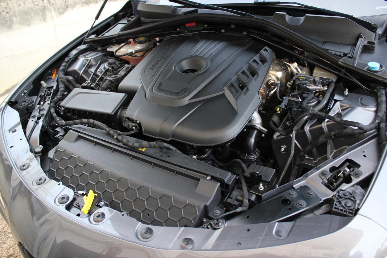 Alfa Romeo Giulia 2.2 Turbo Diesel Business B-Tech Aut.