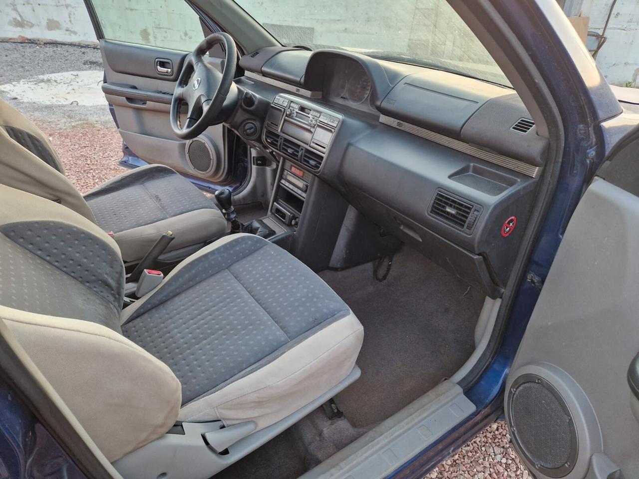 Nissan X-Trail 2.2 dCi Sport