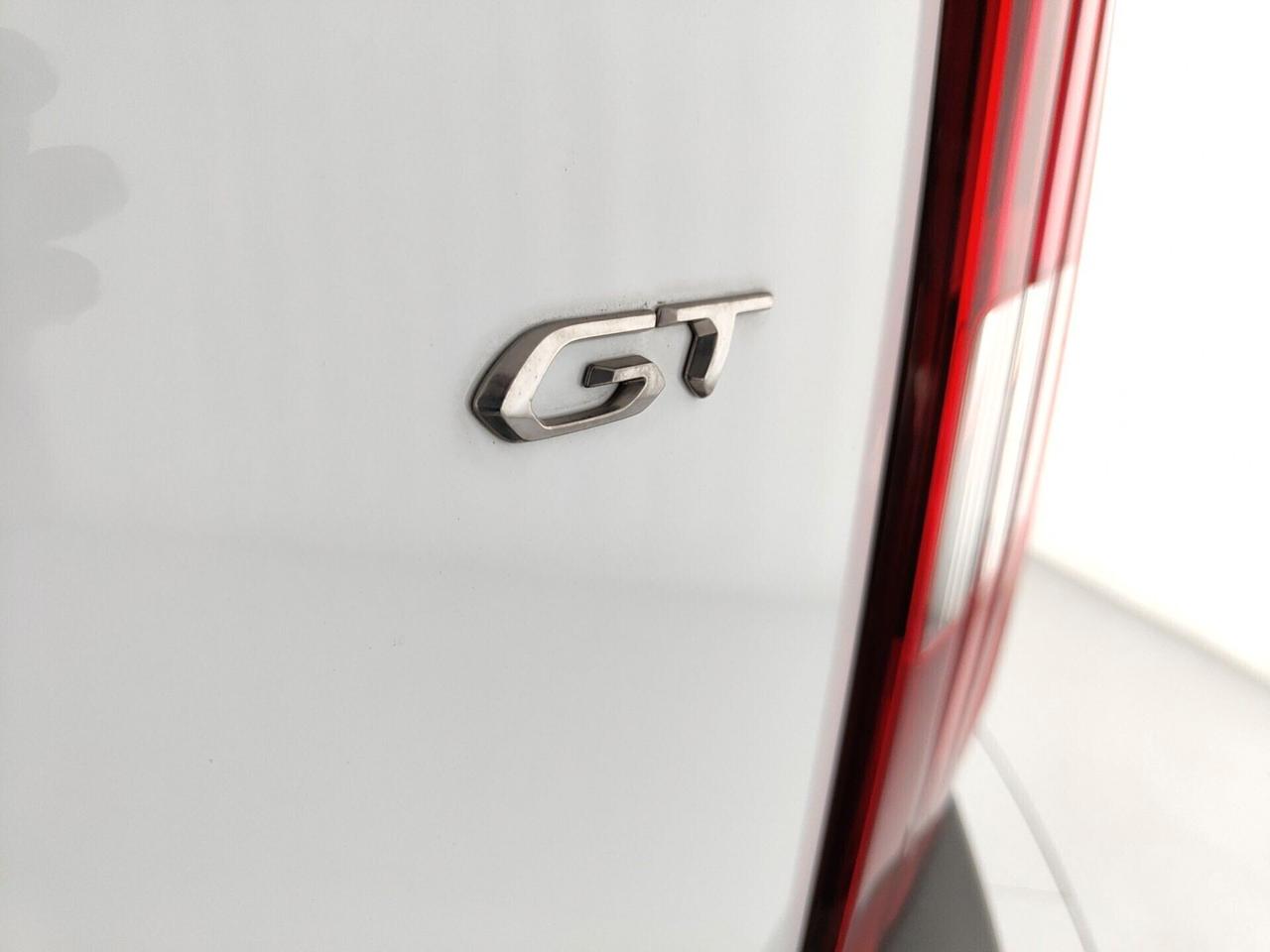 Peugeot Rifter e-Rifter motore elettrico 136 CV 50kWh GT Standard