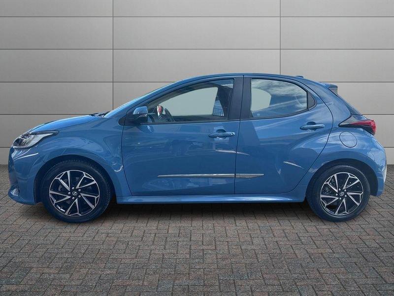 Toyota Yaris Hybrid Trend MY22