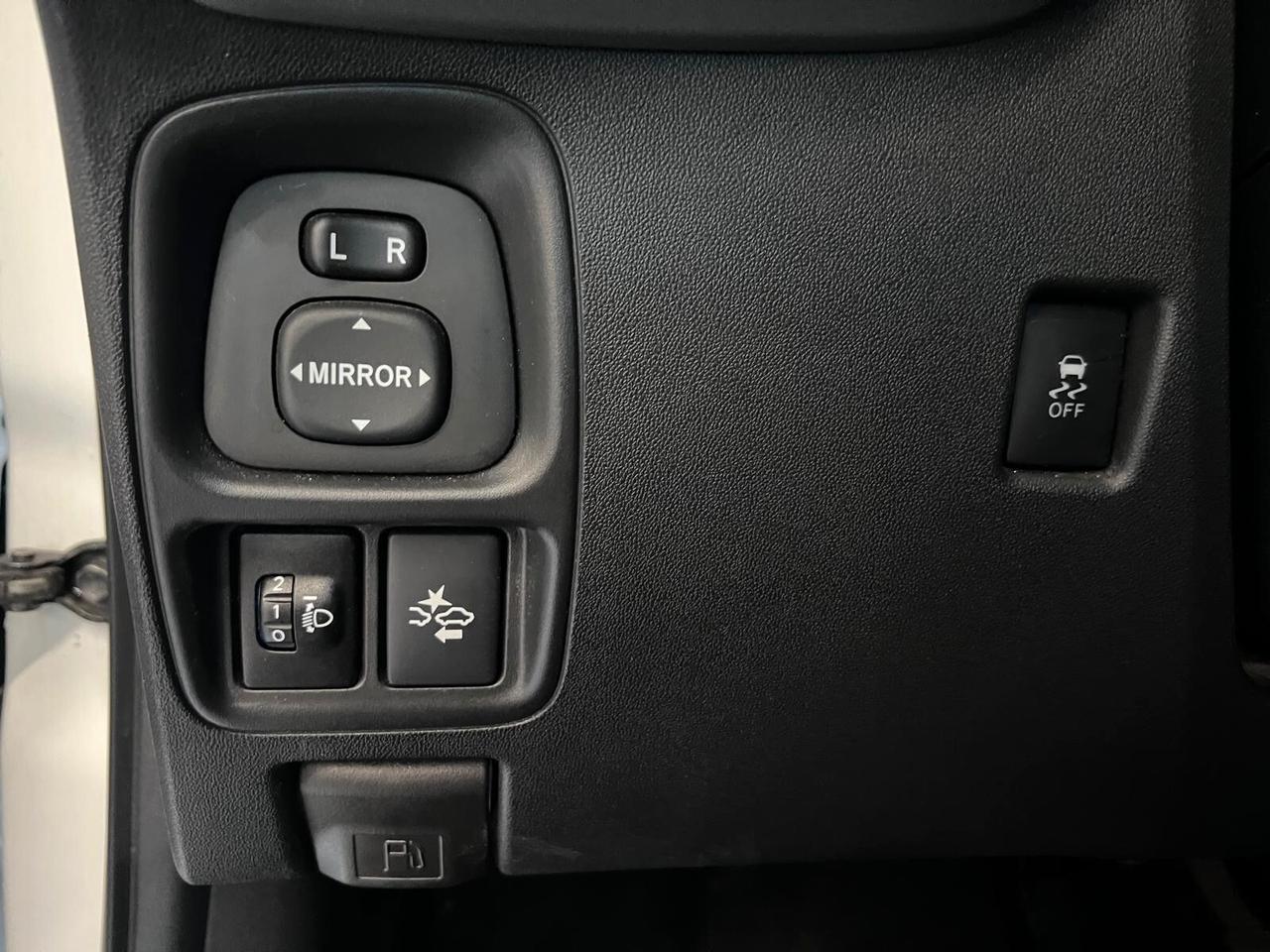 Toyota Aygo 1.0 AUTOMATICA X-PLAY*NO VINCOLI DI FINANZIIAMWNTO*AZIENDALE NAVI UNIPRO