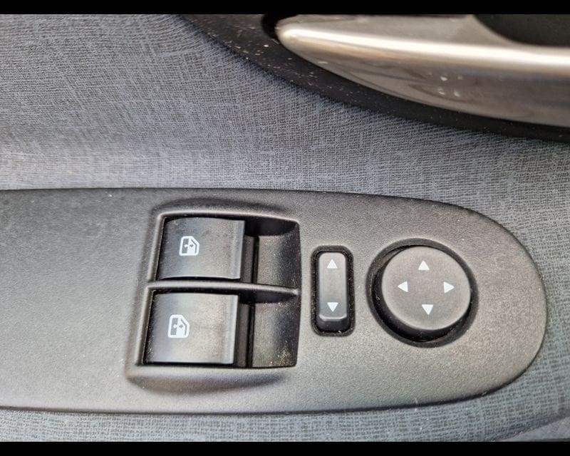 Lancia Ypsilon 1.0 FireFly 5 porte S&S Hybrid Gold