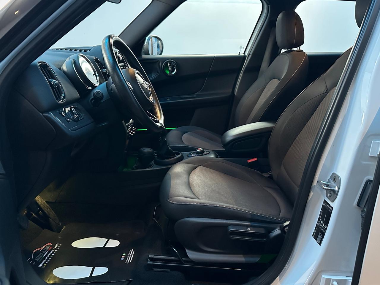 Mini Cooper D Countryman 1.5 One Hype