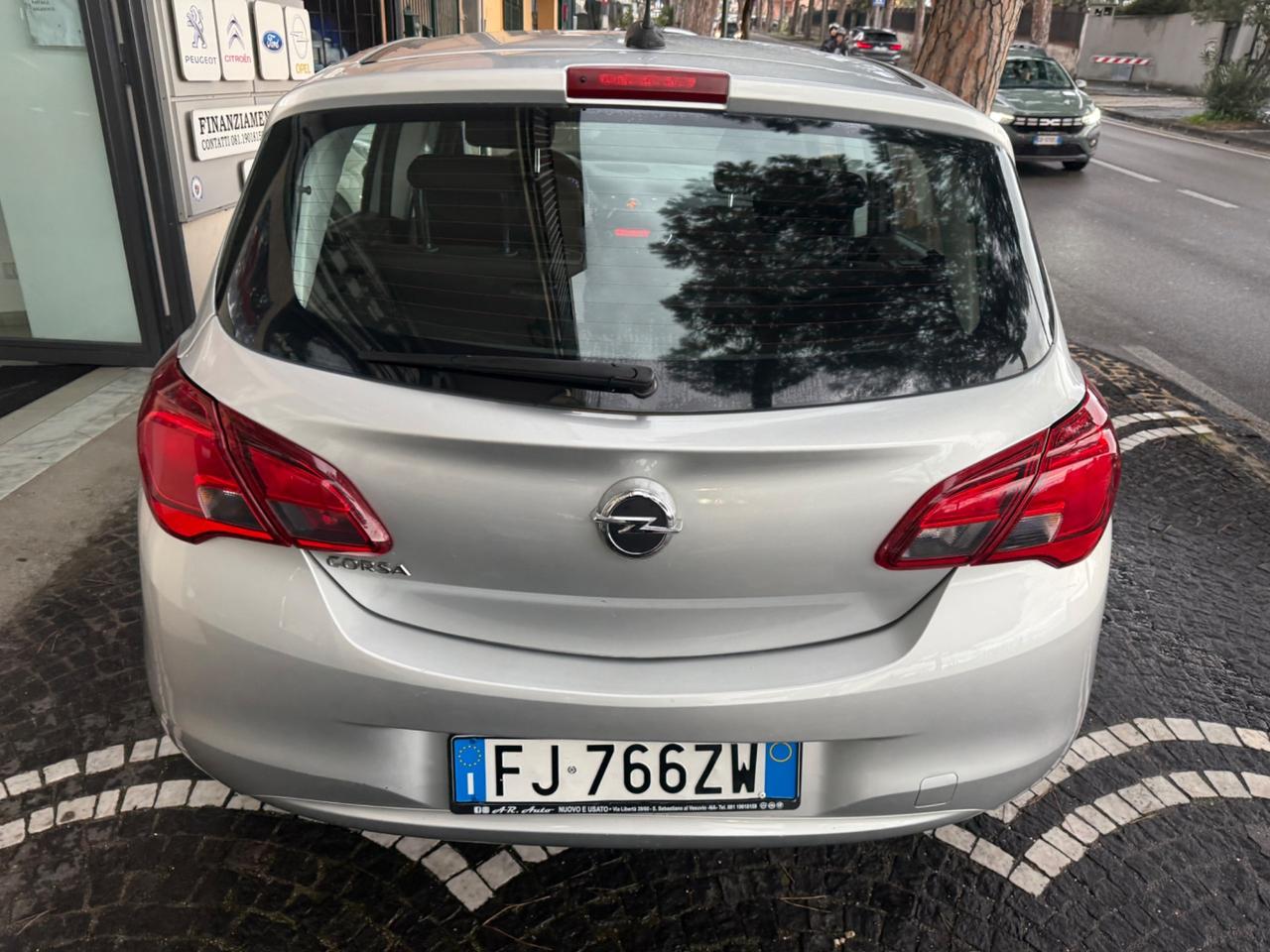Opel Corsa 1.2 5 porte Innovation