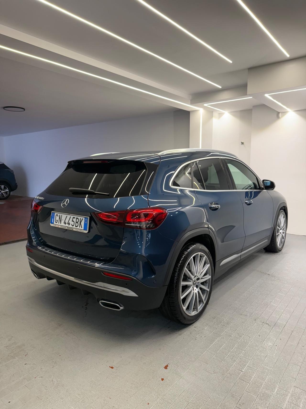 Mercedes-benz GLA 200 d Automatic Premium - Tetto