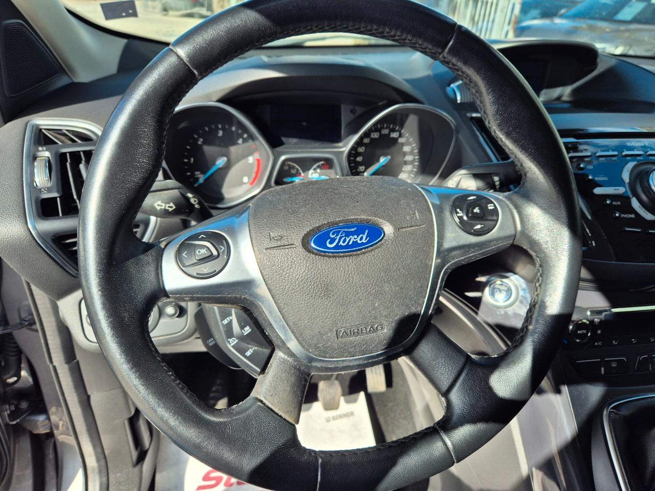 Ford Kuga 2.0 TDCI 140 CV 4WD Titanium