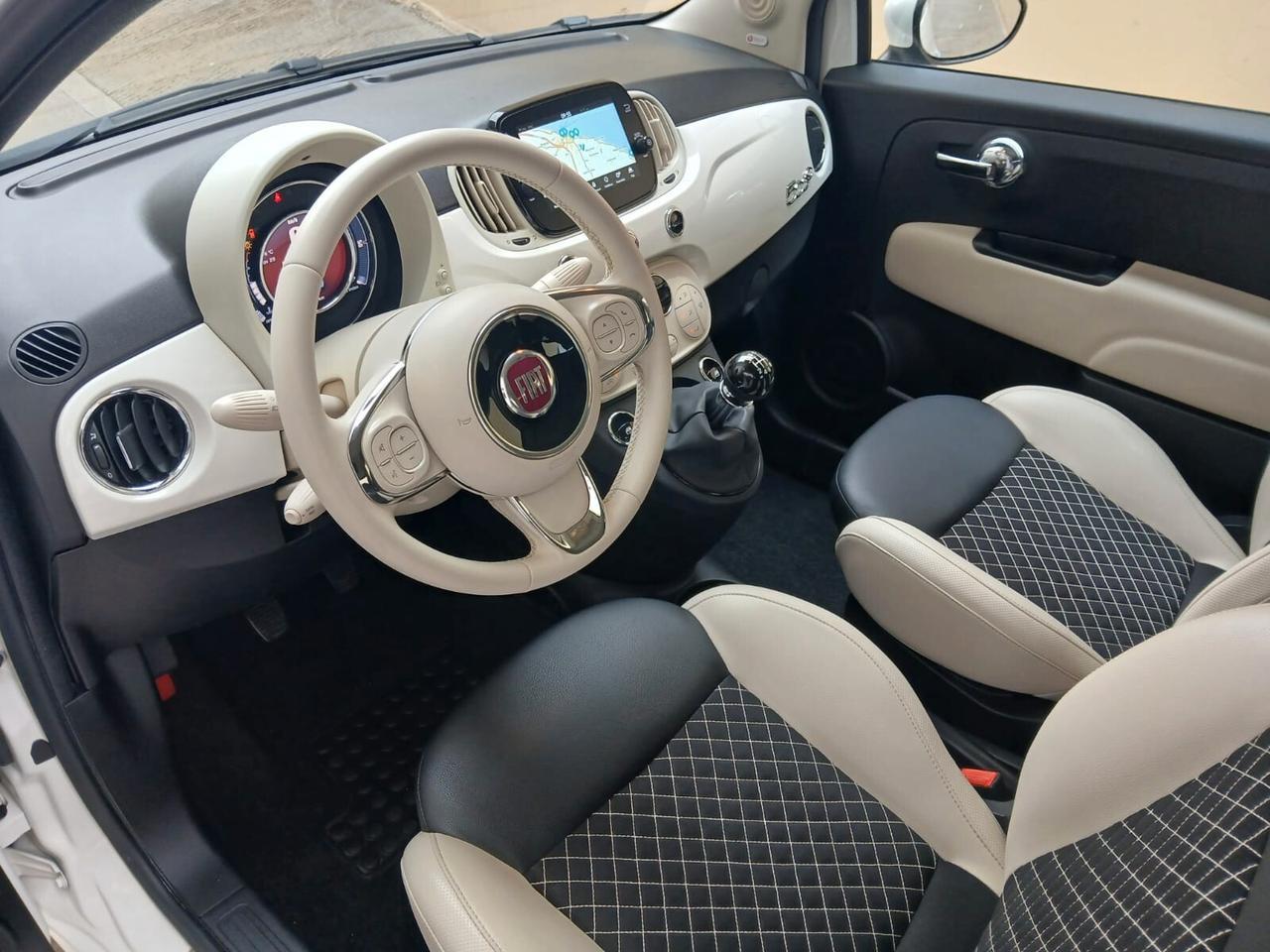 Fiat 500 C 1.0 Hybrid Dolcevita