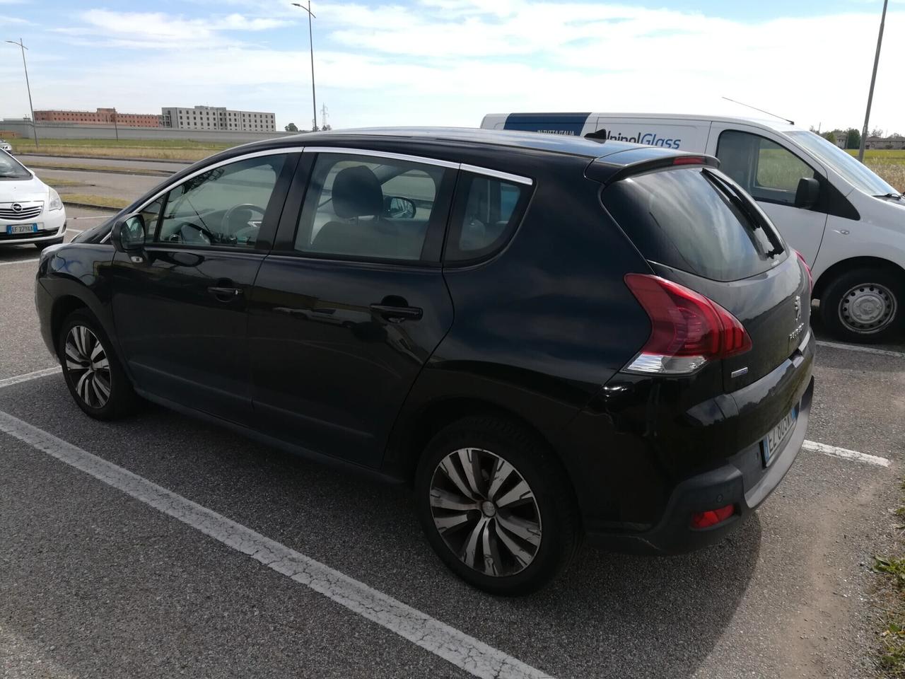 Peugeot 3008 HDi 120 CV EURO 6B SOLO COMMERCIANTI