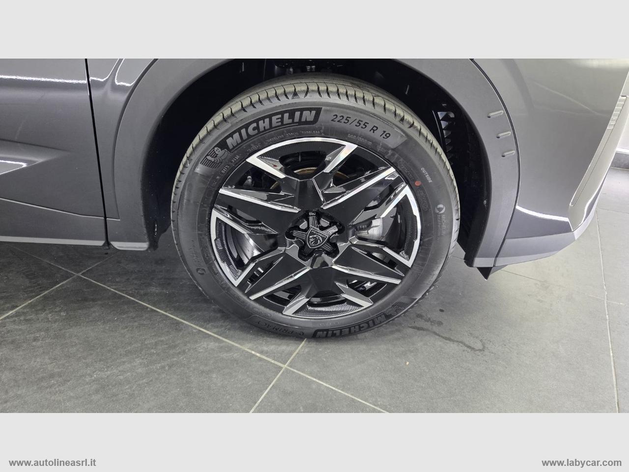 PEUGEOT 3008 Hybrid 136 e-DCS6 GT