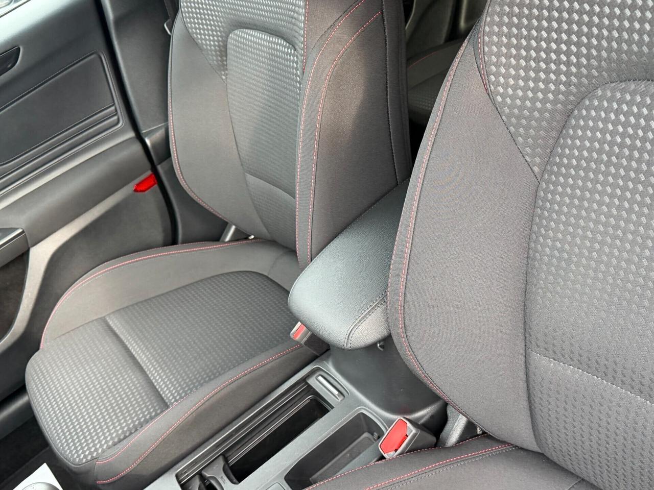 Ford Focus 1.5 ECOBLUE 120 cv. 5 porte ST LINE (Nav)