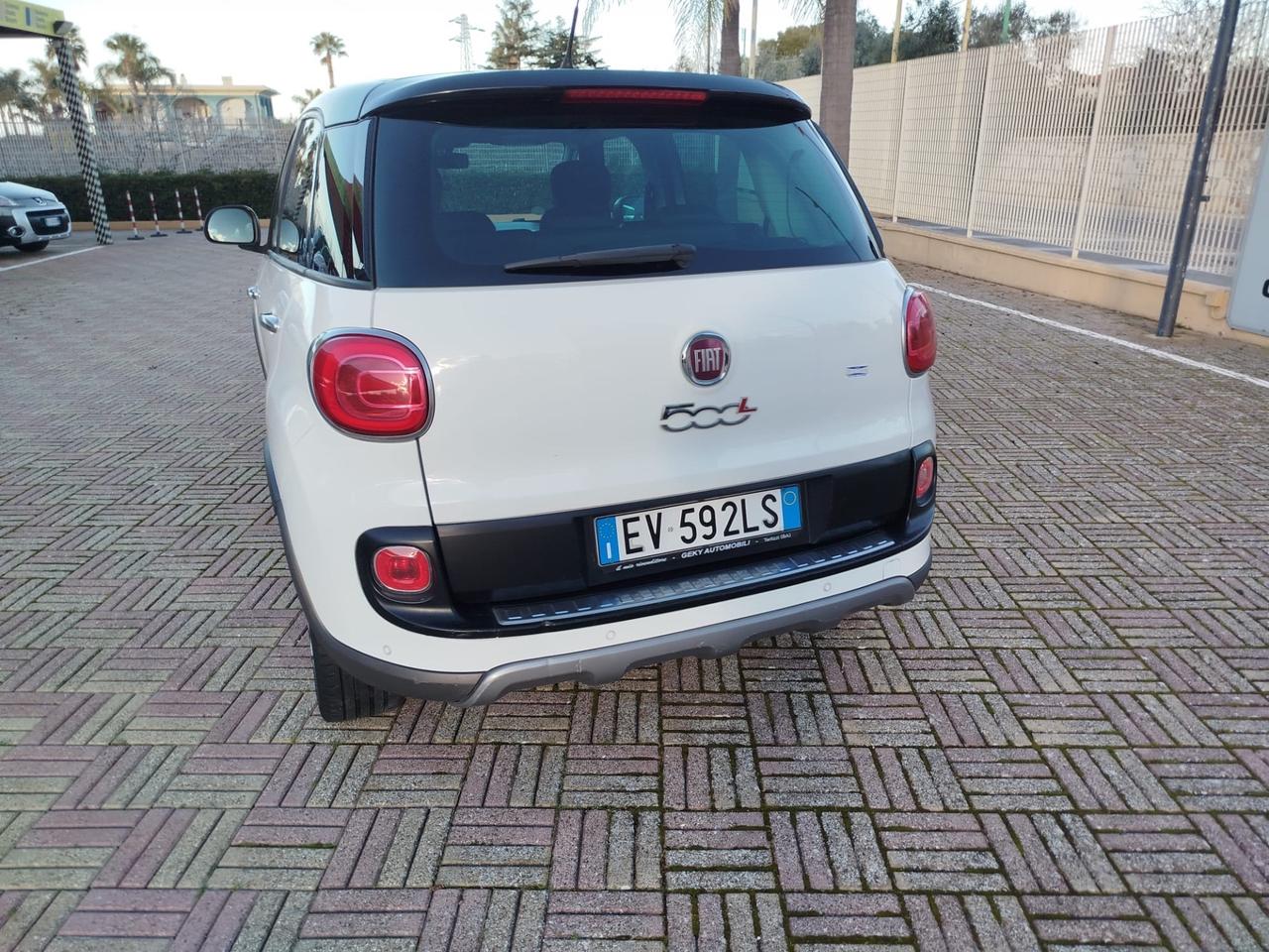 Fiat 500L 1.6 Multijet 105 CV Trekking