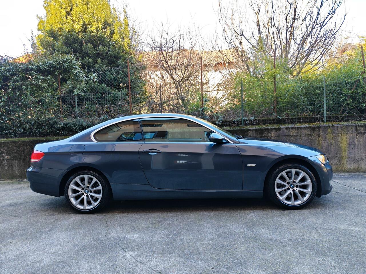 BMW 325 xDrive 3.0 BENZINA 218cv Coupè / Unipro