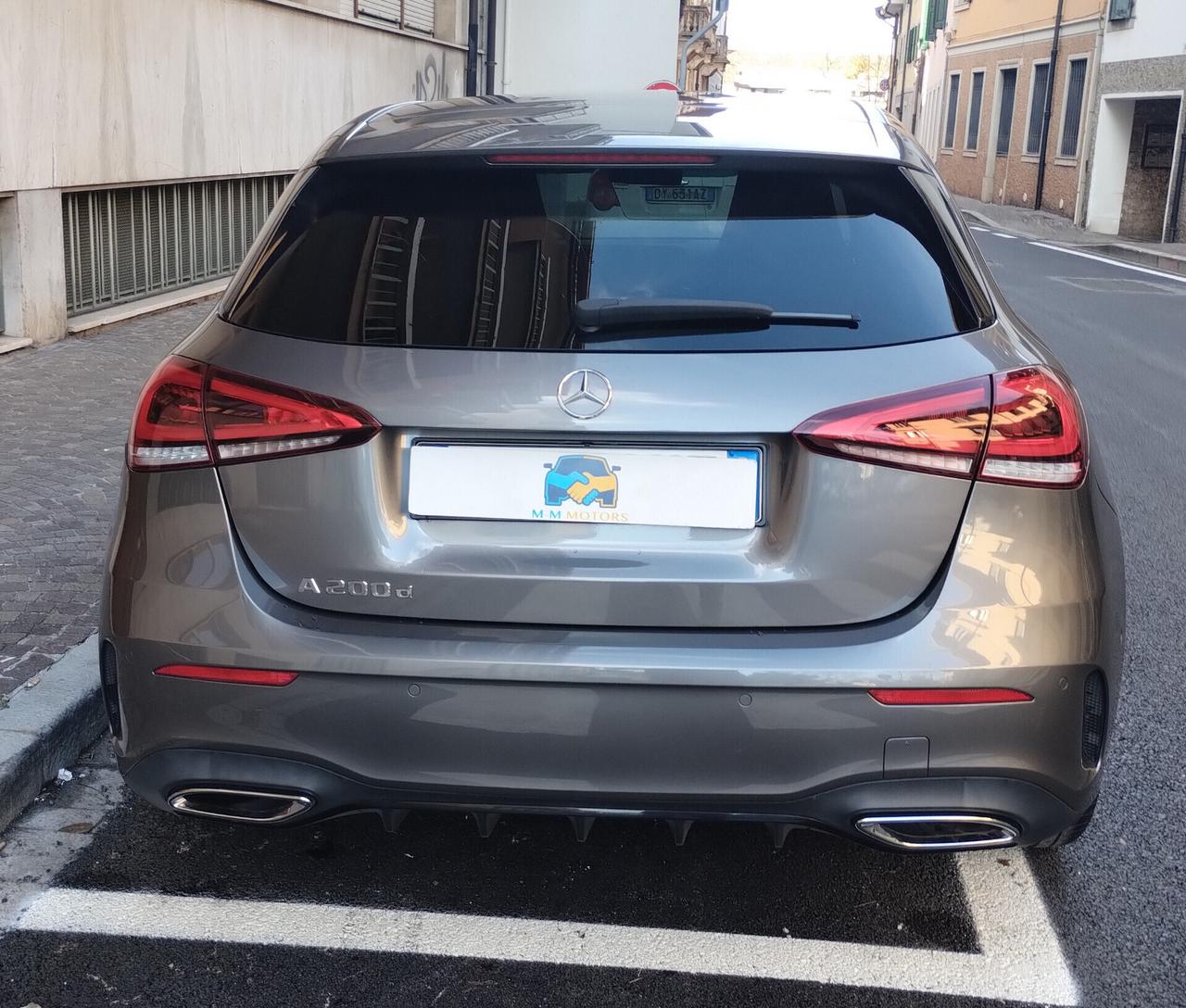 Mercedes-benz A 200 d Automatic Premium AMG LINE