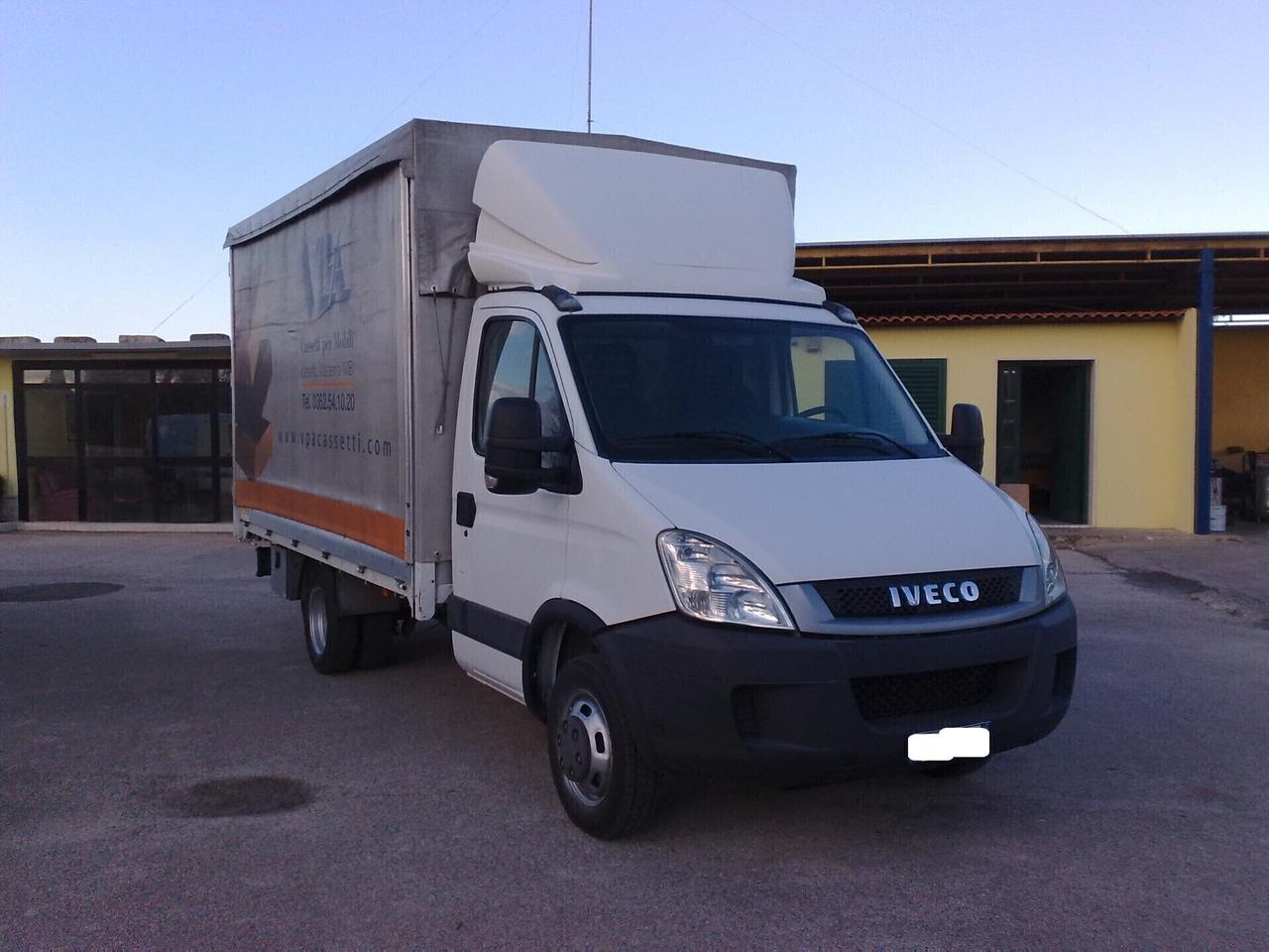 Iveco Daily 35c17 3000cc CENTINATO - 2011