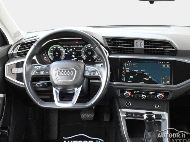 AUDI Q3 SPB 45 TFSIe S-Tronic S-Line LED, Navi, Cerchi 19"