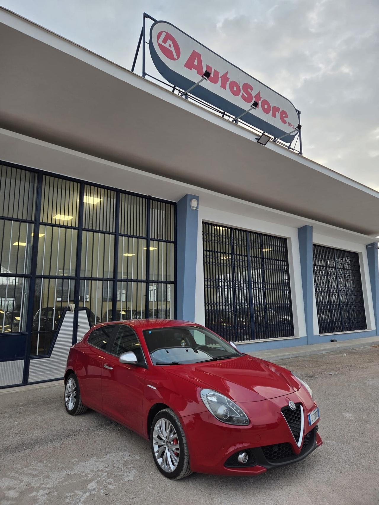 Alfa Romeo Giulietta 1.6 JTDm-2 120 CV Distinctive