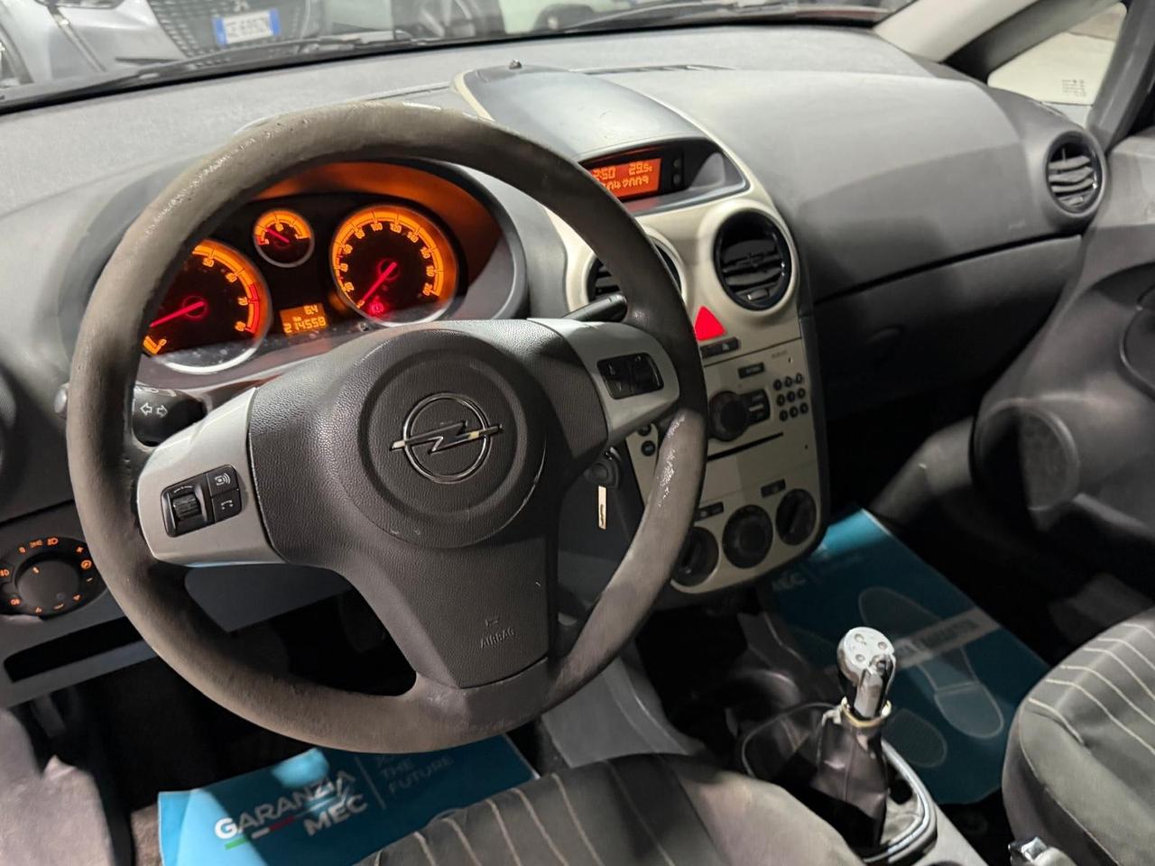 Opel Corsa Benzina Neopatentati 5 posti